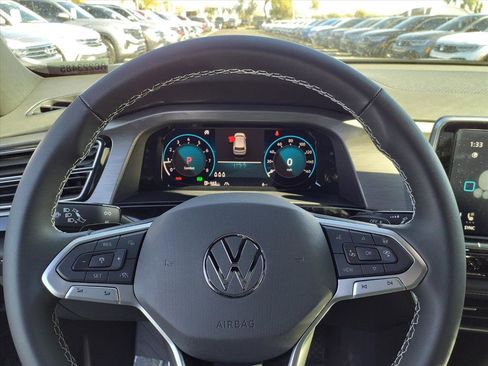 New 2026 Volkswagen Atlas Cross Sport SE image 13