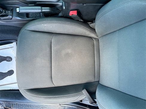 Certified 2018 Jeep Wrangler Unlimited Sport S image 17