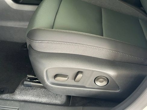 New 2027 GMC Terrain AT4 w/ Convenience Package III AWD/4WD image 14