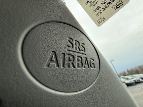 Used 2023 Toyota Tacoma SR image 34