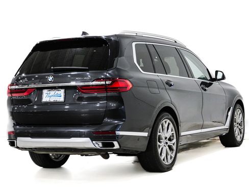 Used 2020 BMW X7 xDrive40i w/ Premium Package AWD/4WD image 7
