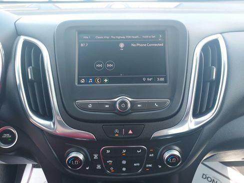 Used 2023 Chevrolet Equinox LT FWD image 21