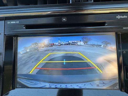 Used 2016 Toyota Avalon Limited w/ Toyota Safety Sense Package image 24