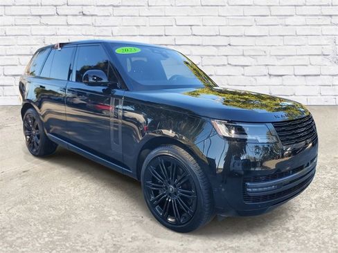 Used 2023 Land Rover Range Rover SE image 5