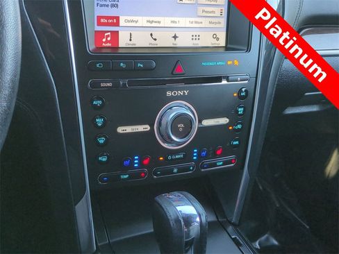 Used 2017 Ford Explorer Platinum image 26