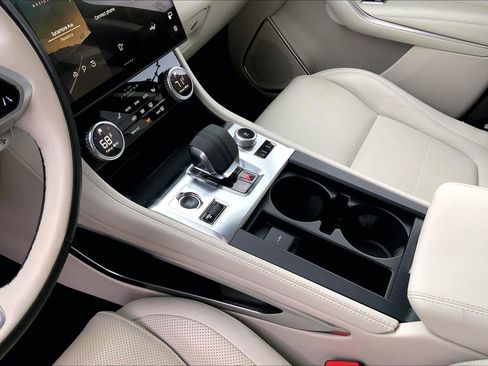 Used 2022 Jaguar F-PACE S image 16