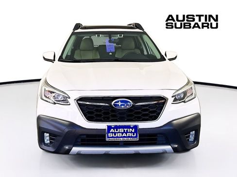 Used 2021 Subaru Outback Limited image 2