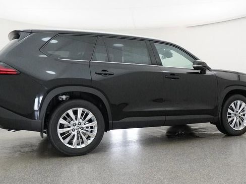 New 2026 Toyota Grand Highlander Platinum image 26