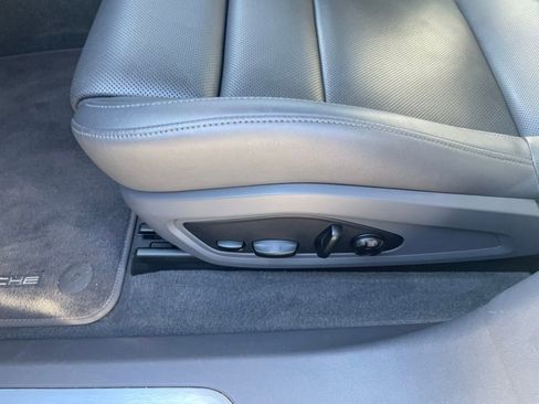 Used 2020 Porsche Taycan 4S w/ Premium Package image 11