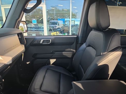 New 2026 Ford Bronco Outer Banks AWD/4WD image 38