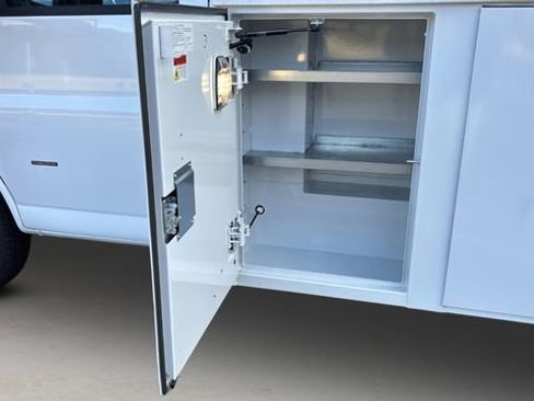 New 2025 Chevrolet Express 3500 w/ Power Convenience Package image 19