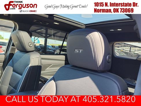 New 2026 Buick Enclave Sport Touring w/ Super Cruise Package FWD image 17