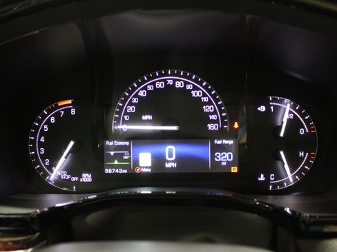Used 2019 Cadillac XT5 Luxury FWD image 16