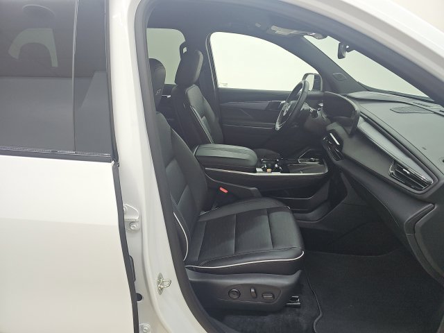 Used 2026 Buick Enclave Sport Touring AWD/4WD image 22