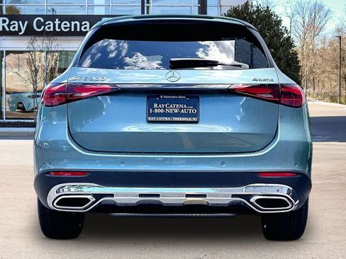 Used 2025 Mercedes-Benz GLC 300 4MATIC image 4