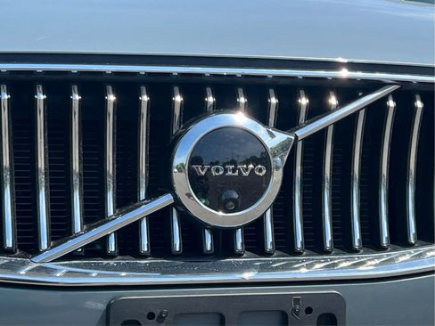 Used 2020 Volvo XC90 T6 Momentum w/ Protection Package Premier AWD/4WD image 36