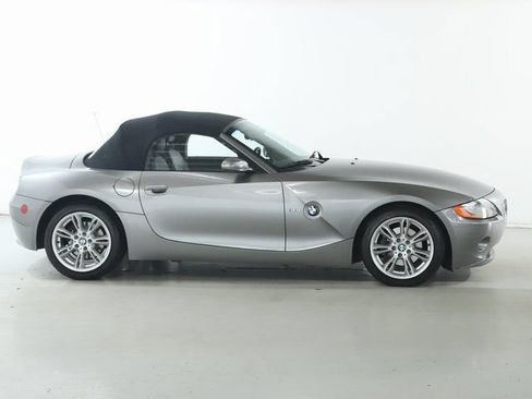 Used 2003 BMW Z4 3.0i RWD image 11