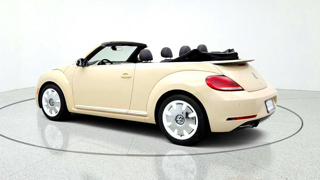 Used 2019 Volkswagen Beetle 2.0T Final Edition SEL FWD image 7