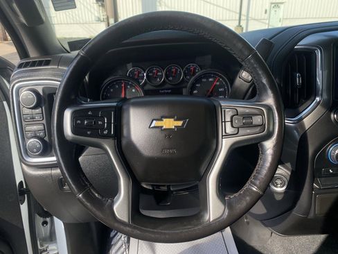 Used 2022 Chevrolet Silverado 1500 LT image 30