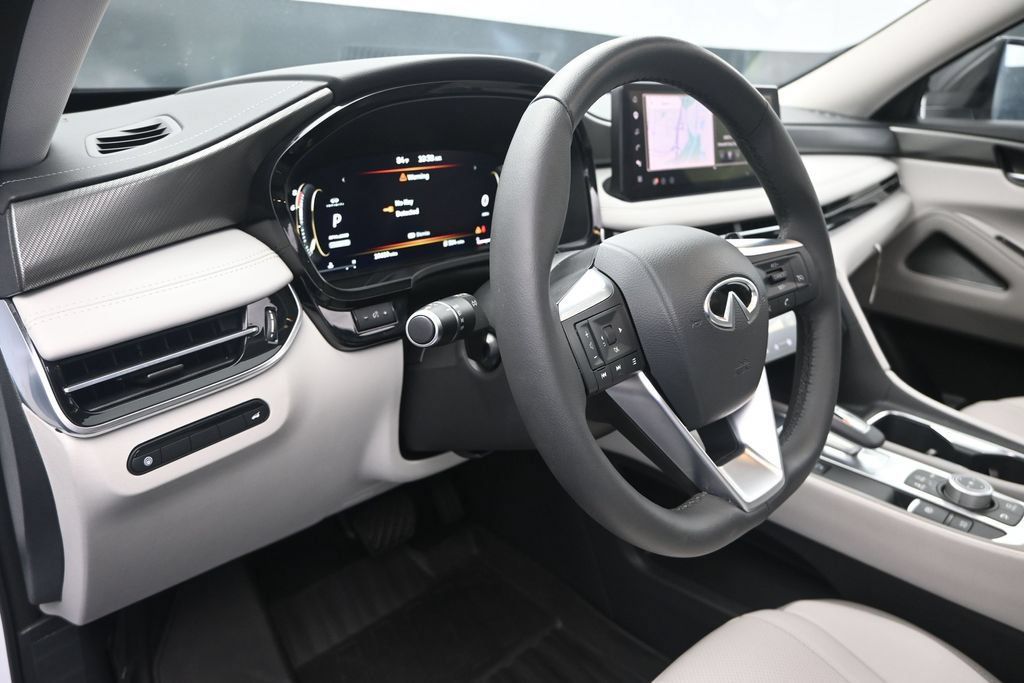 Certified 2026 INFINITI QX60 Pure w/ Cargo Package FWD image 12