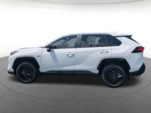 Used 2025 Toyota RAV4 LE FWD image 3
