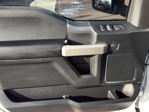 Used 2016 Ford F150 Lariat w/ Equipment Group 502A Luxury image 11