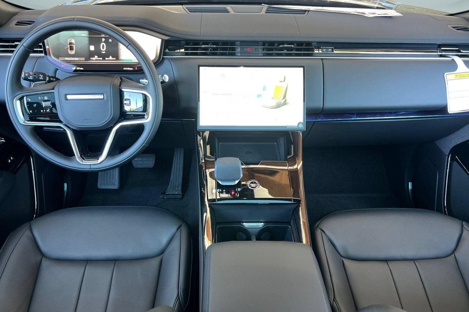 New 2026 Land Rover Range Rover Sport SE AWD/4WD image 14