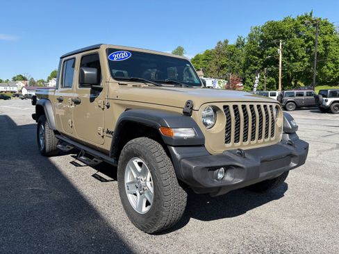 Certified 2020 Jeep Gladiator Sport w/ Quick Order Package 24S AWD/4WD image 5