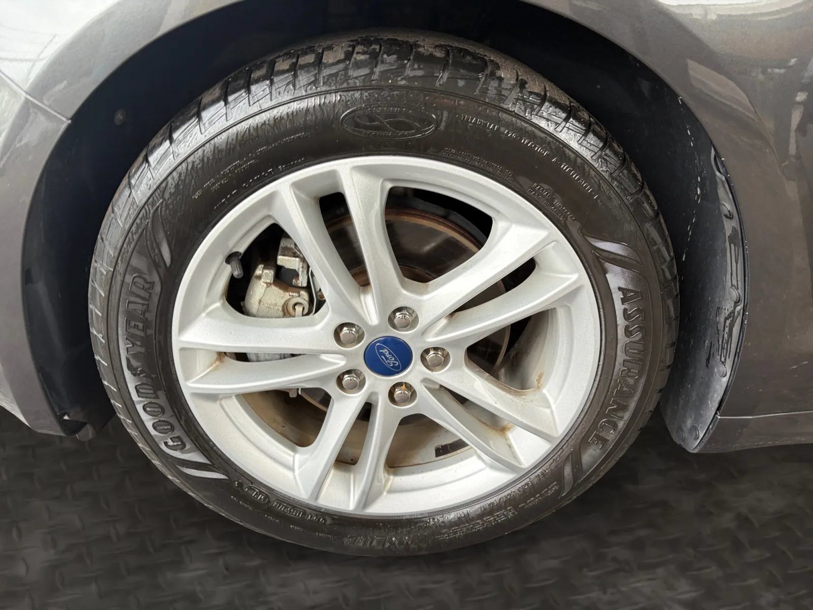 Used 2018 Ford Fusion SE w/ Fusion SE Technology Package FWD image 33