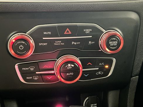 Used 2019 Dodge Charger GT w/ Performance Handling Group image 27