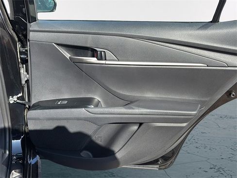 Used 2025 Toyota Camry LE image 12