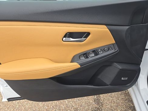 New 2025 Nissan Sentra SV w/ SV Premium Package image 14