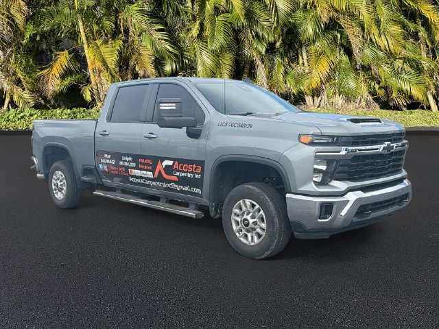 Used 2024 Chevrolet Silverado 2500 LT w/ All Star Edition AWD/4WD image 2