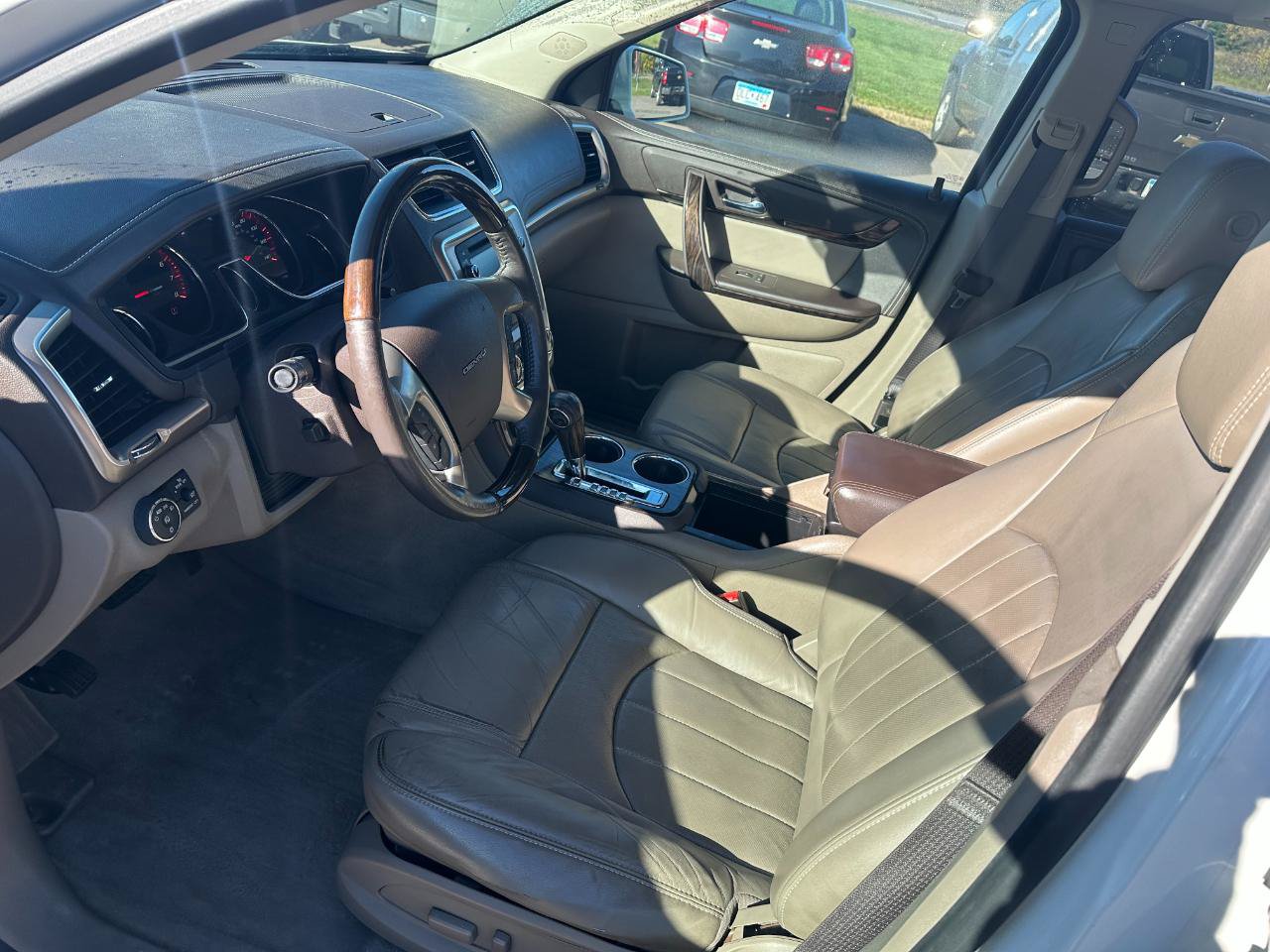 Used 2015 GMC Acadia Denali AWD/4WD image 18