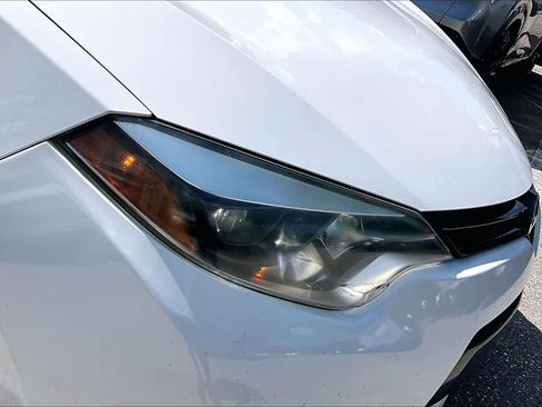 Used 2016 Toyota Corolla LE FWD image 28