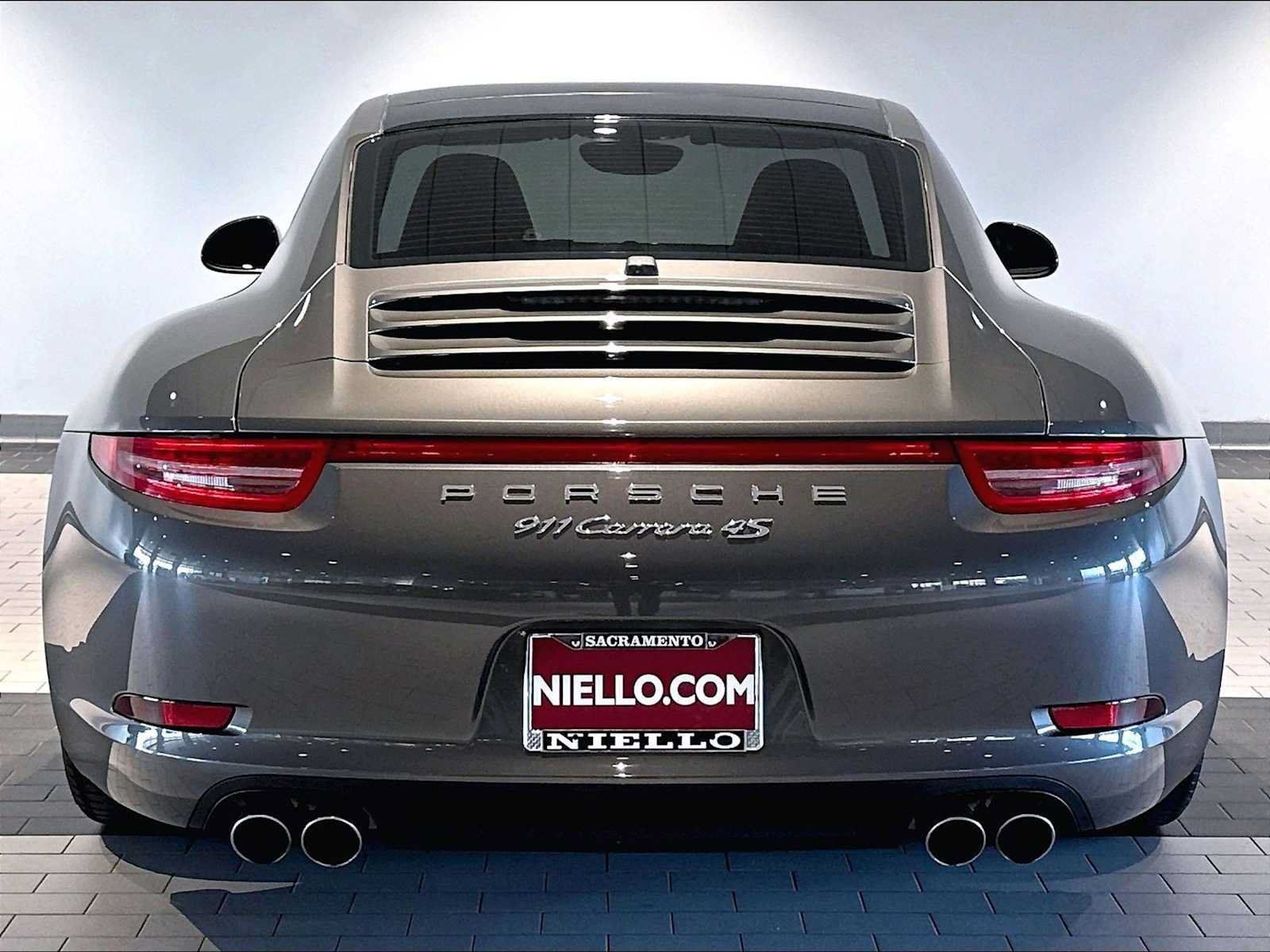 Used 2014 Porsche 911 Carrera 4S AWD/4WD image 9