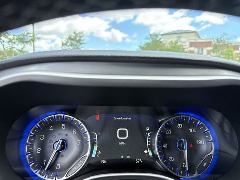 New 2026 Chrysler Pacifica Select image 16