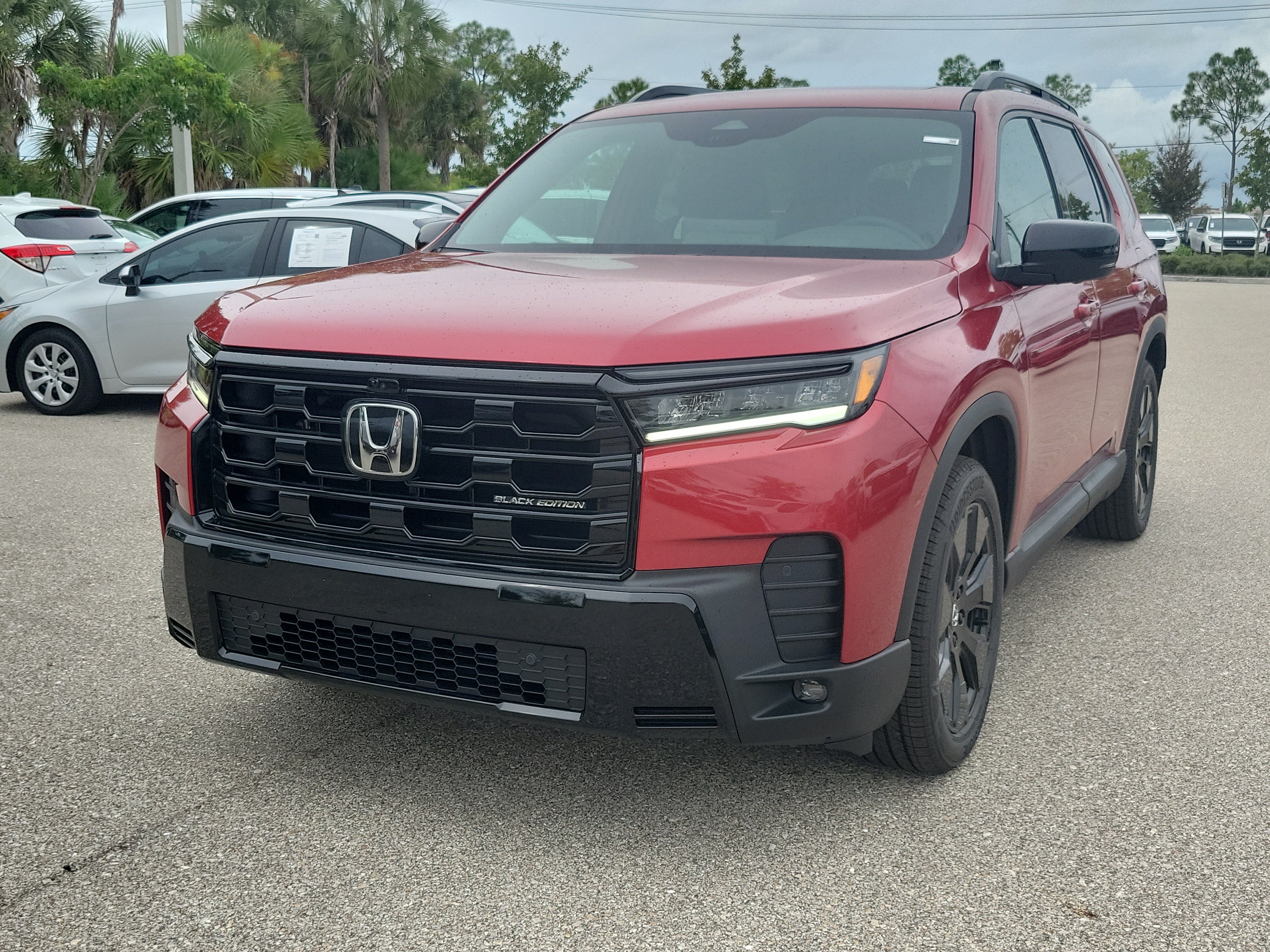 New 2026 Honda Pilot Black Edition image 3