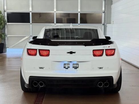 Used 2012 Chevrolet Camaro ZL1 RWD image 4