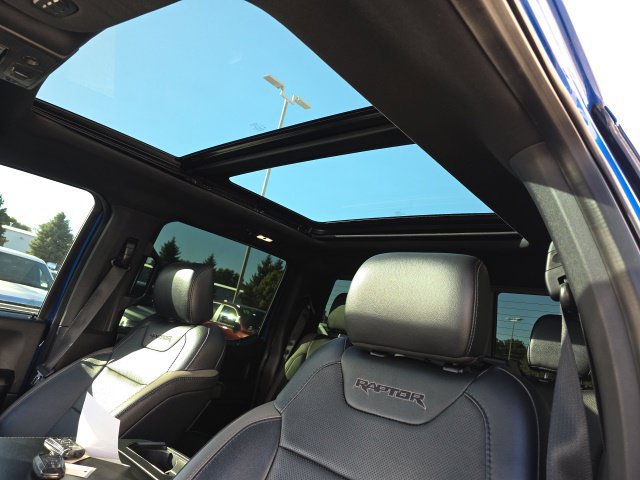 Used 2018 Ford F150 Raptor w/ Equipment Group 802A Luxury AWD/4WD image 11