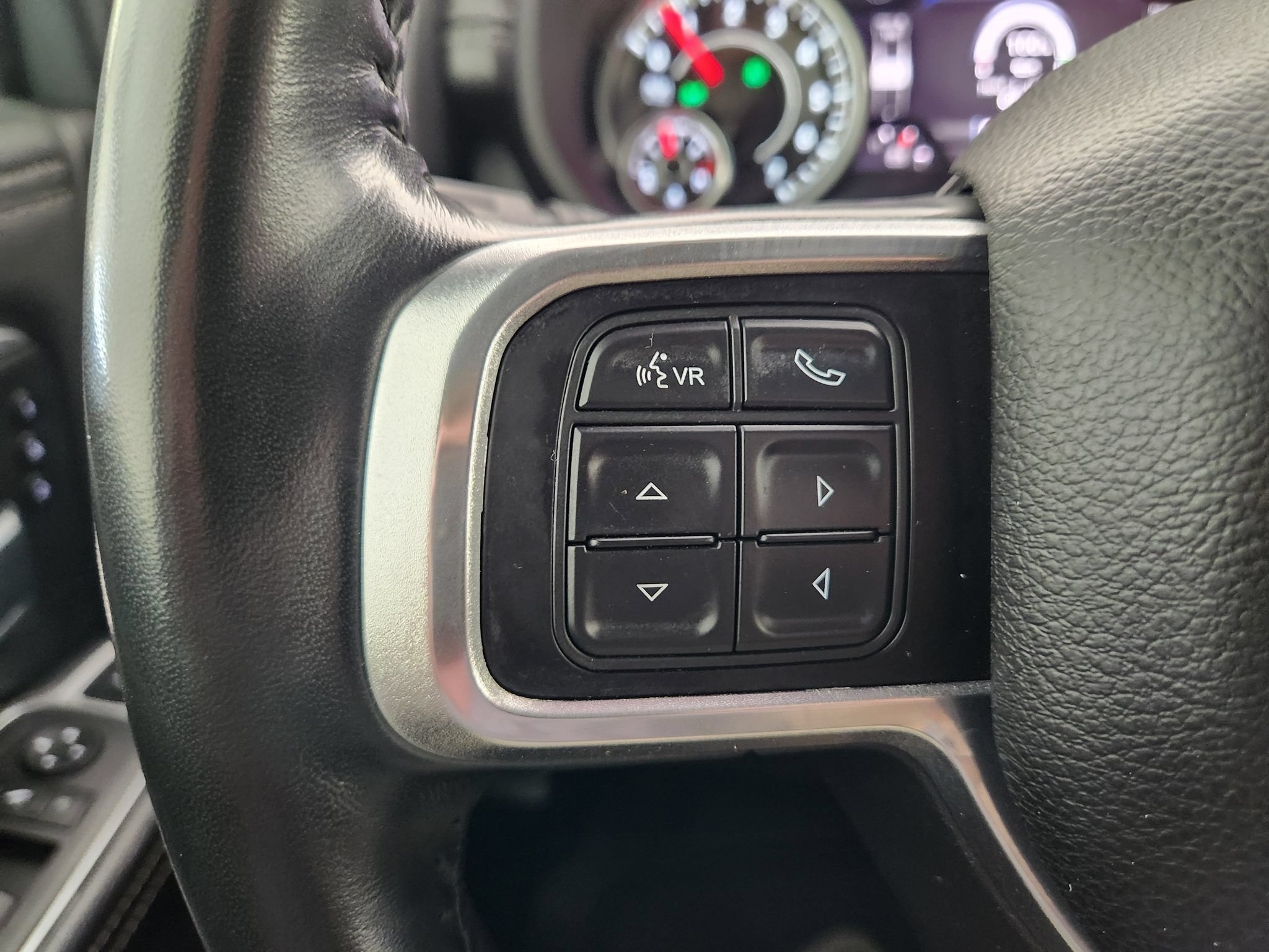 Used 2022 RAM 2500 Laramie w/ Night Edition AWD/4WD image 28
