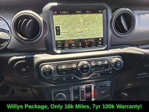 Used 2023 Jeep Gladiator Sport AWD/4WD image 23