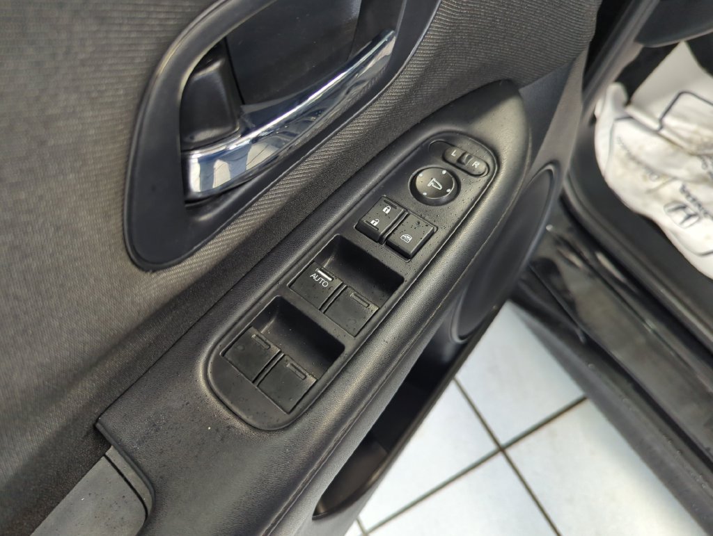 Used 2022 Honda HR-V LX image 20