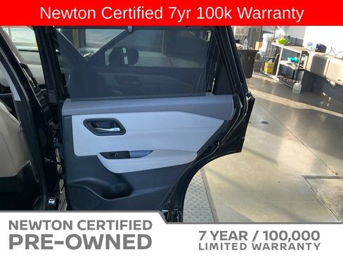 Used 2023 Nissan Rogue SL w/ SL Premium Package FWD image 40