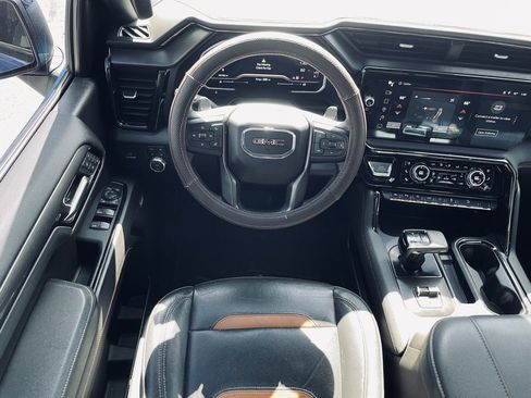 Used 2023 GMC Sierra 1500 AT4 w/ AT4 Premium Package image 23
