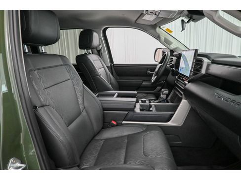 Used 2023 Toyota Tundra SR5 w/ SR5 Premium Package AWD/4WD image 17
