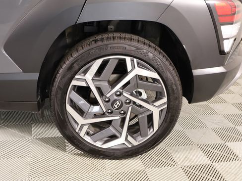 Used 2026 Hyundai Kona SEL Premium FWD image 17