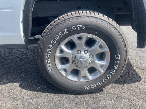 Used 2024 RAM 2500 Laramie w/ Safety Group AWD/4WD image 17