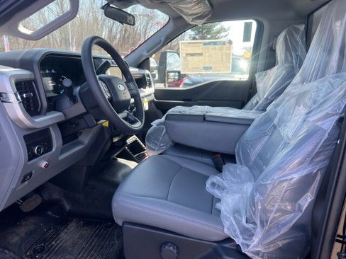 New 2026 Ford F350 XL w/ XL Chrome Package image 8