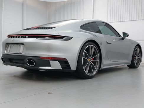 Certified 2024 Porsche 911 Carrera S image 7